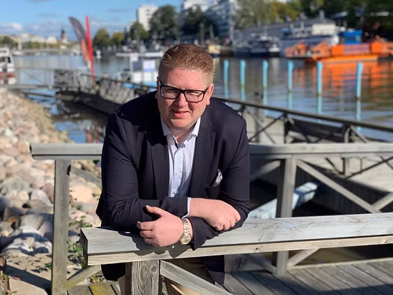 Kasvua, johtamista, hyvinvointia – Tuomas Haanpää on ehdolla eduskuntaan